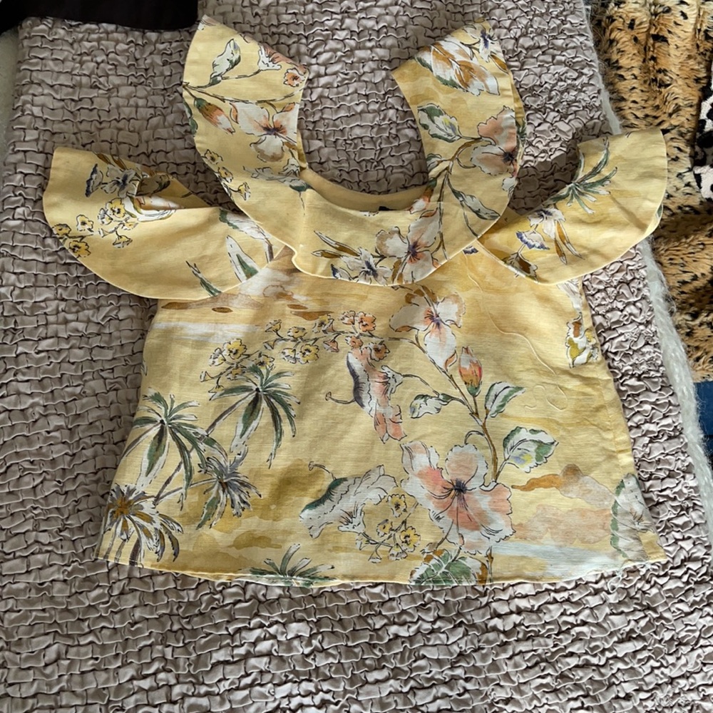 Linen Blouse - Picture 2 of 3